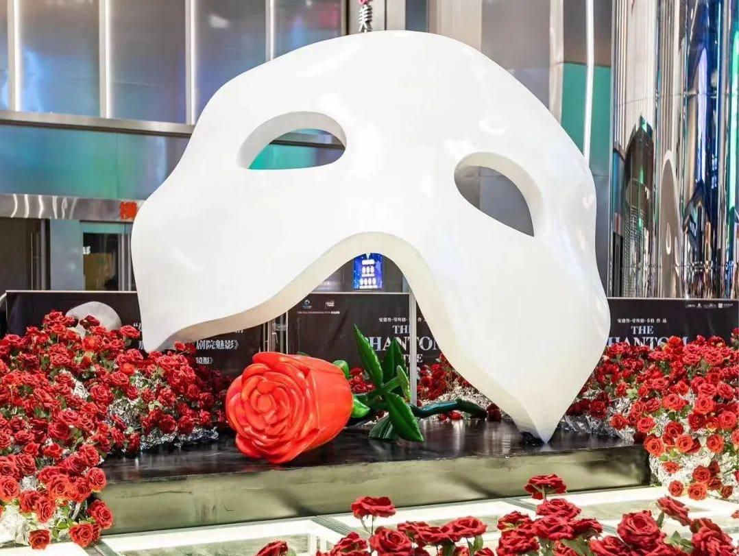 17044392322580377661080_811