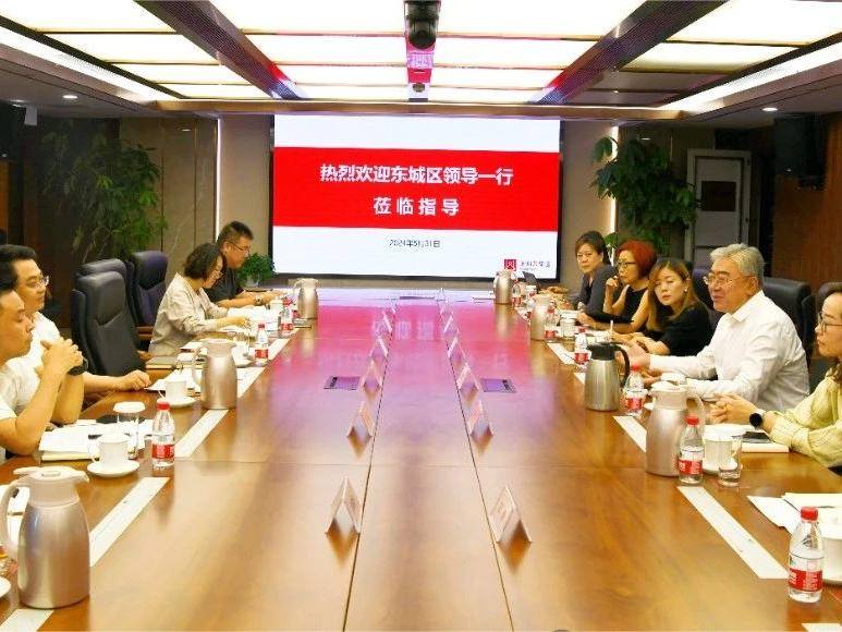 1718607838940052805773_580