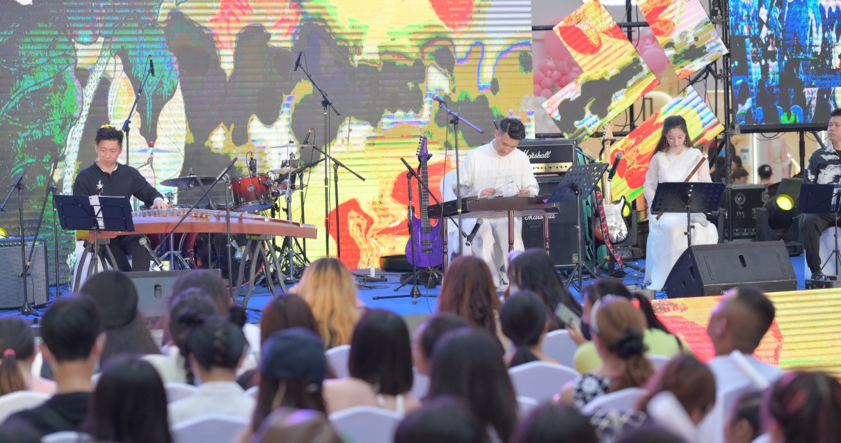 成都南宫NG28Discovery